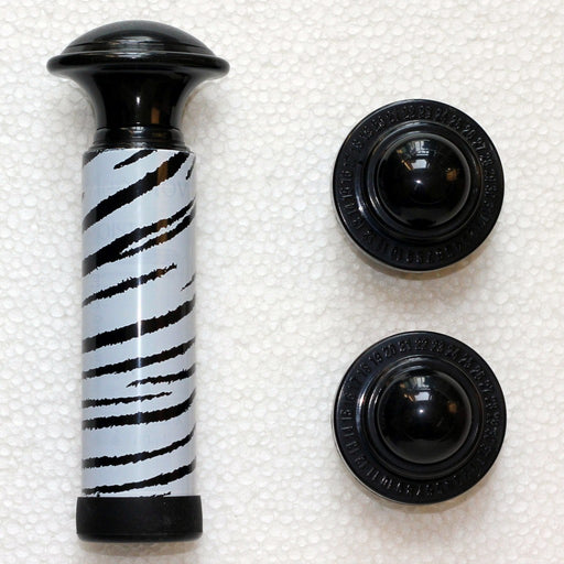 Vacuum Pump with2 Stoppers Animal Pattern Tiger
