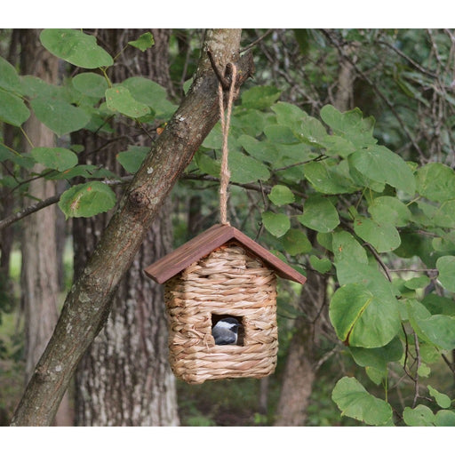Hanging Grass Roosting Pocket with Roof